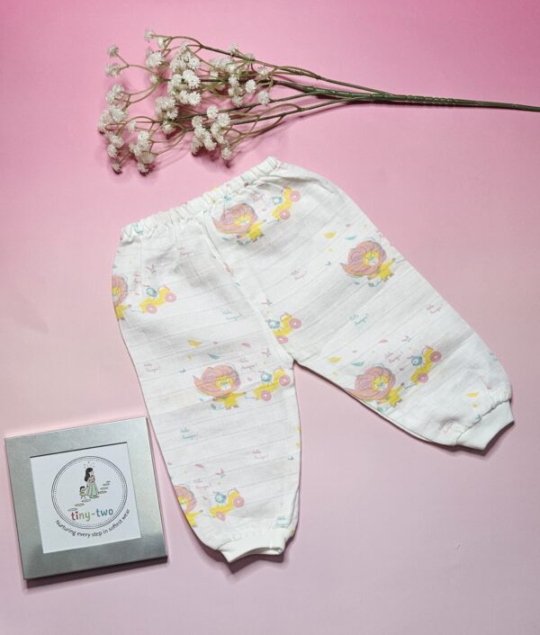 20251220_180153.jpg Premium Muslin Pyjama Set – "The Lion Amigo" Edition
