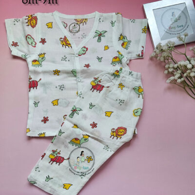"Jungle Friends":Pure Comfort for Growing Explorers: The Muslin Long-Sleeve Pyjama Set