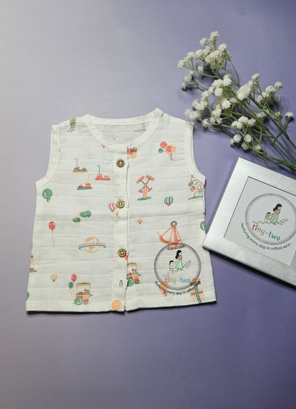 Jabla 6(0-3).jpg Pure Muslin Sleeveless Jabla (0-3 Months)
