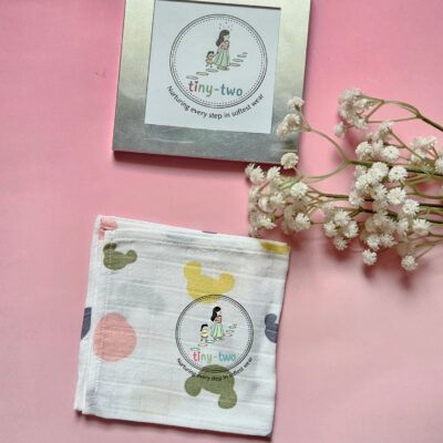 InShot_20260319_160354374.jpg Premium Muslin Multi-Purpose Wipes (Set of 5)