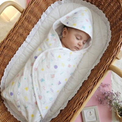 74a7d2a8-731d-4857-83d7-354609b3aca1 2-Layer Ultra-Lightweight Muslin Hooded Baby Towel