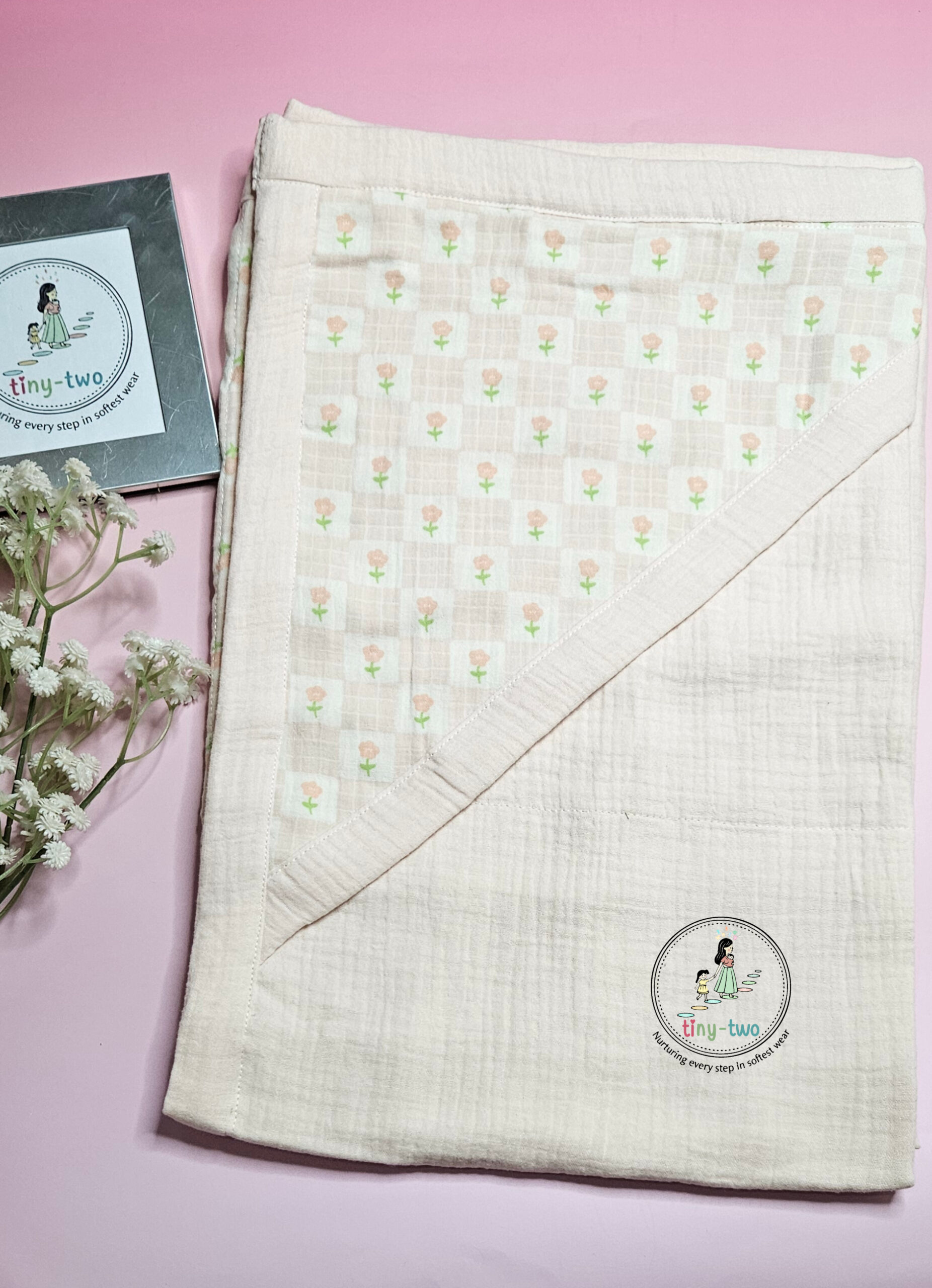 InShot_20260224_000241066.jpg Ultra-Soft 4-Layer Muslin Hooded Towel for Newborns & Toddlers