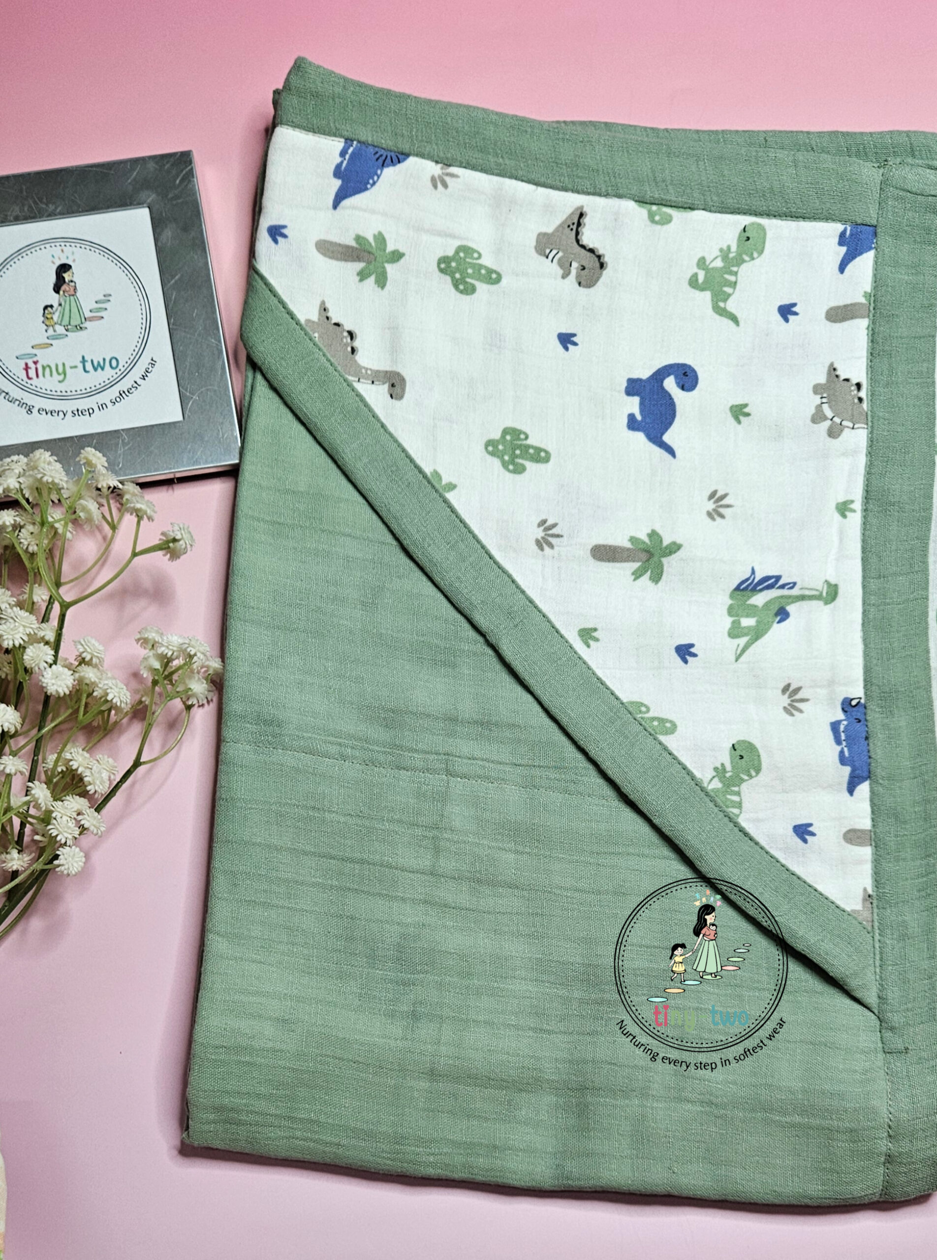 InShot_20260224_000409308.jpg Ultra-Soft 4-Layer Muslin Hooded Towel for Newborns & Toddlers