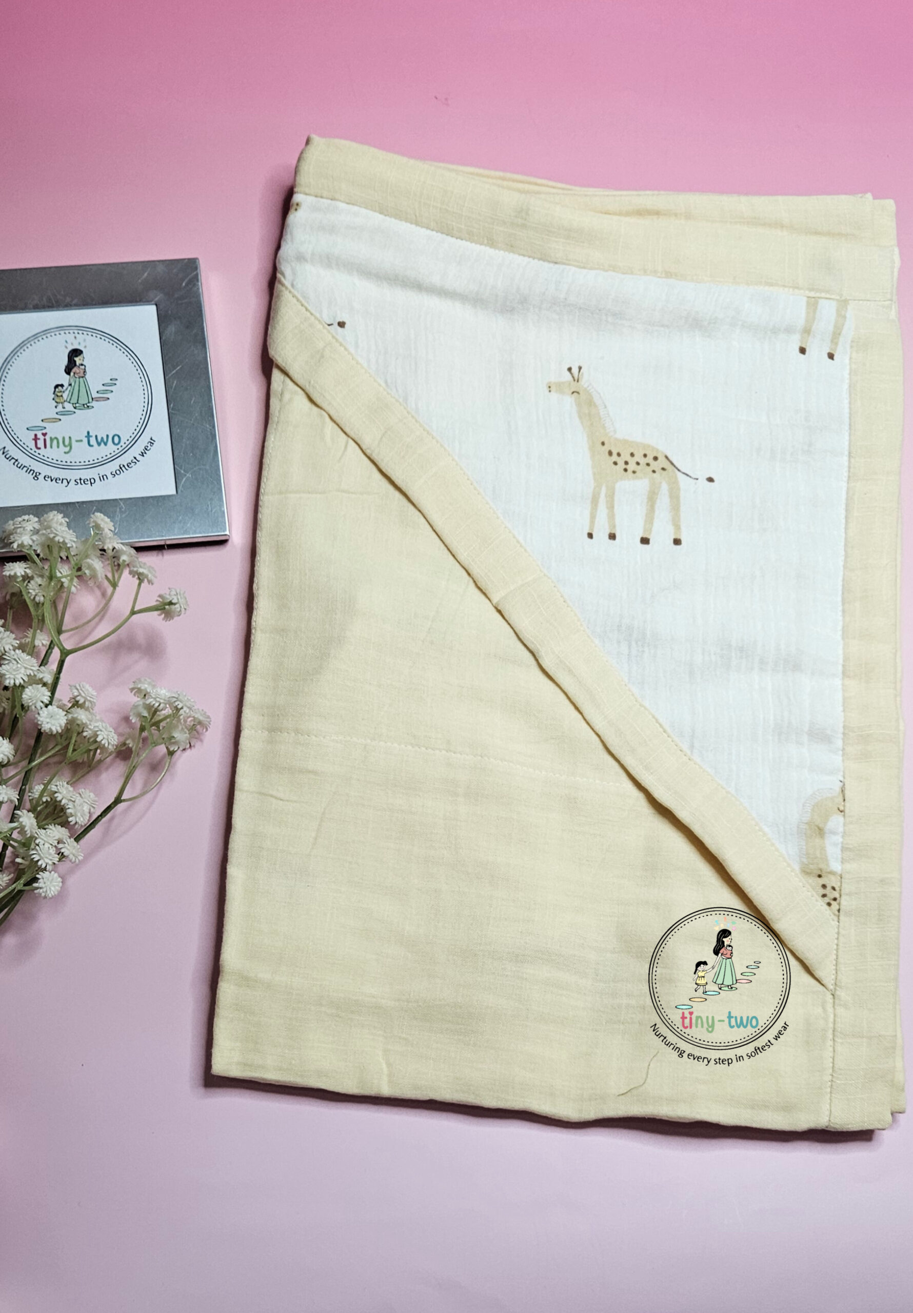InShot_20260224_000835806.jpg Ultra-Soft 4-Layer Muslin Hooded Towel for Newborns & Toddlers