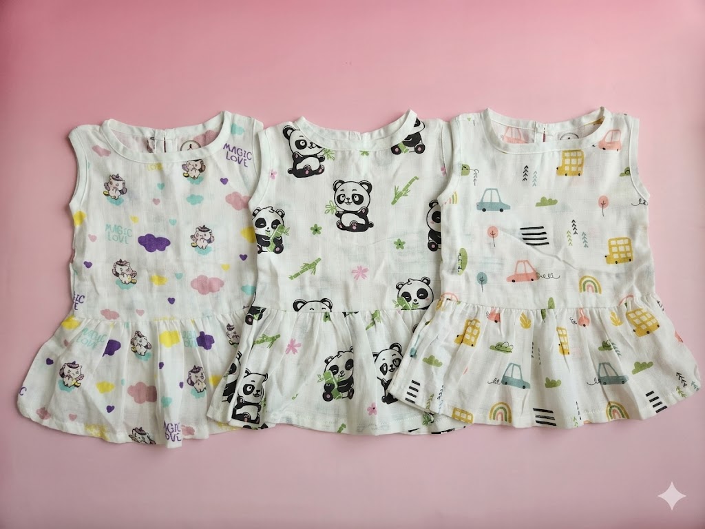 d983a949-9d9d-4eea-8930-c3a53ff3e7dc Muslin Frocks (3m-6m) - Set of 3